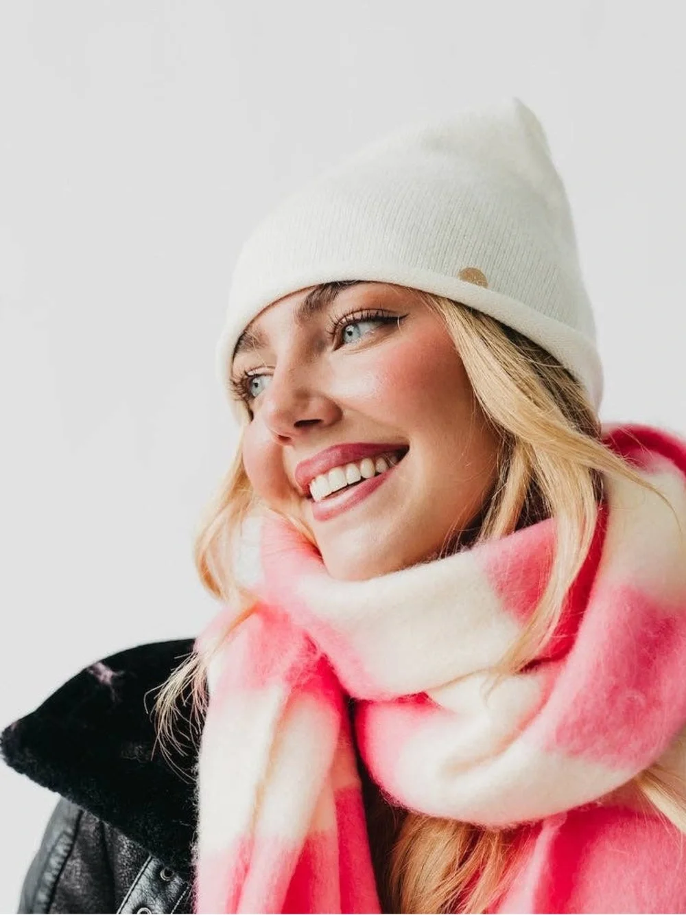 NWT Cashmere Blend Beanie | Rolled Edge Winter Hat | Soft Cozy Knit | Ivory